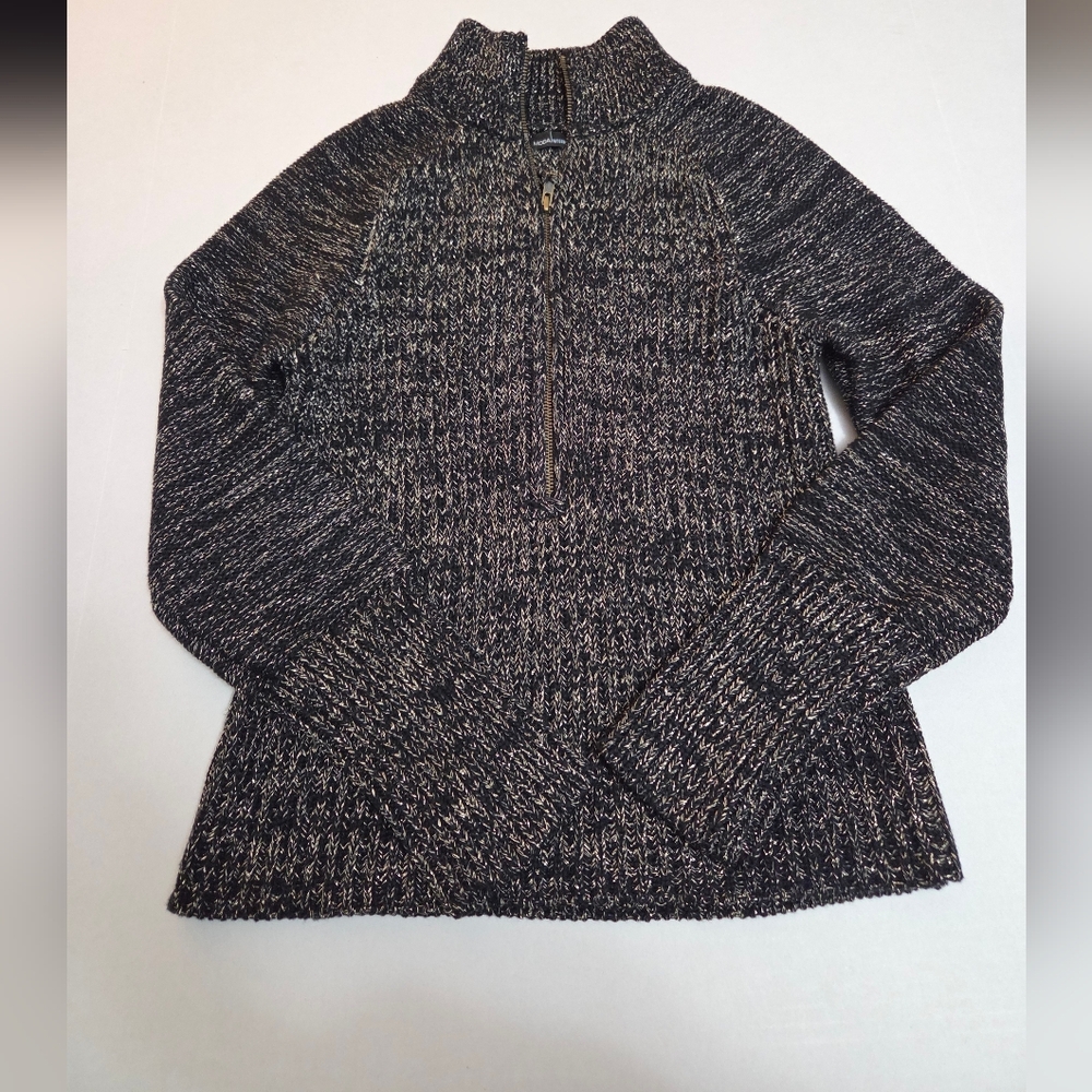 Moda International Black and Cream Sweater  EUC size M